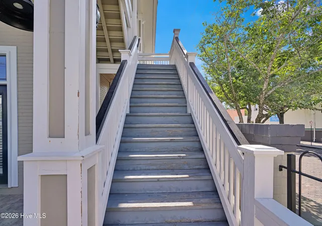Listing Photo 5 - Condo for sale in building located at 102 S 2Nd St, Wilmington, NC 28401 - Unit #218