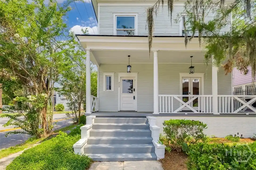 Photo 1 of Single family home for sale at 902 E Anderson St, Savannah, GA 31401 | MLS# SA361565 | Listing updated on 2026-10-05