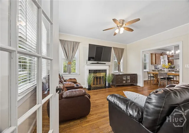 Photo 4 of Single family home for sale at 1204 E 52nd Street, Savannah, GA 31404 | MLS# SA360924 | Listing updated on 2026-09-18