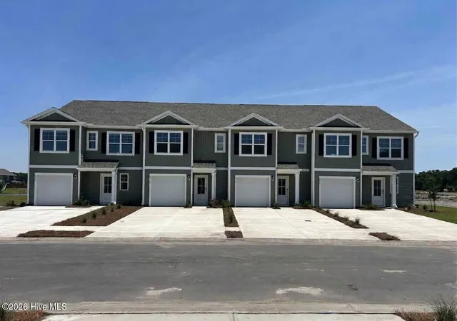 Photo 2 of Townhouse for sale at 4362 Majesty Dr #368, Castle Hayne, NC 28429 | MLS# 100579037 | Listing updated on 2026-08-18