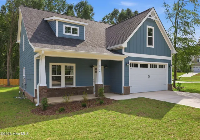 Photo 2 of Single family home for sale at 224 Telluride Ct, Aberdeen, NC 28315 | MLS# 100584336 | Listing updated on 2026-08-18