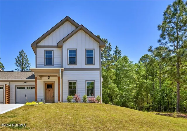 Homes for sale in West End, NC | 3667 Murdocksville Rd, West End, NC 27376 | MLS# 100556812