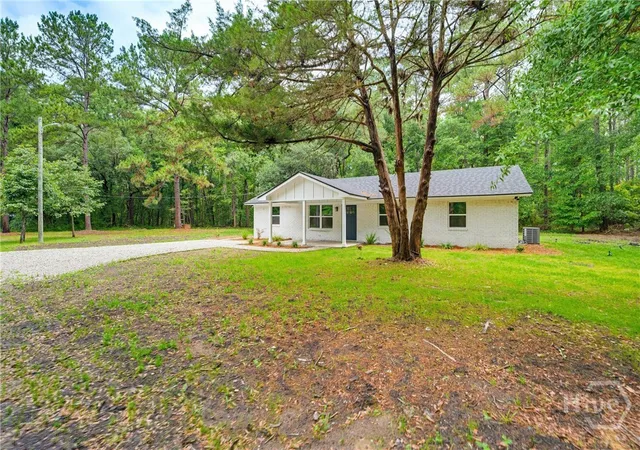 3rd image of 95 Fox Ln, Ridgeland, SC 29936 | MLS# SA357969