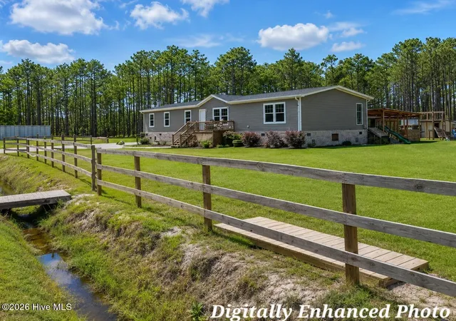 Manufactured home for sale at 2094 Traders Neck Rd, Hampstead, NC 28443 | MLS# 100586262