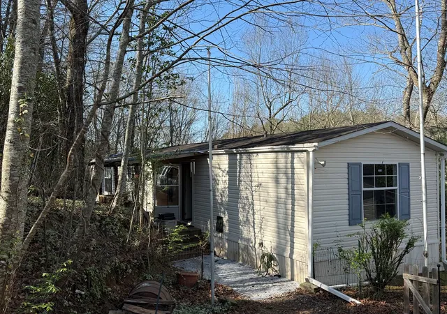 Photo 2 of Manufactured home for sale at 108 Sue Ln, Murphy, NC 28906 | MLS# 98544253 | Listing updated on 2026-08-18