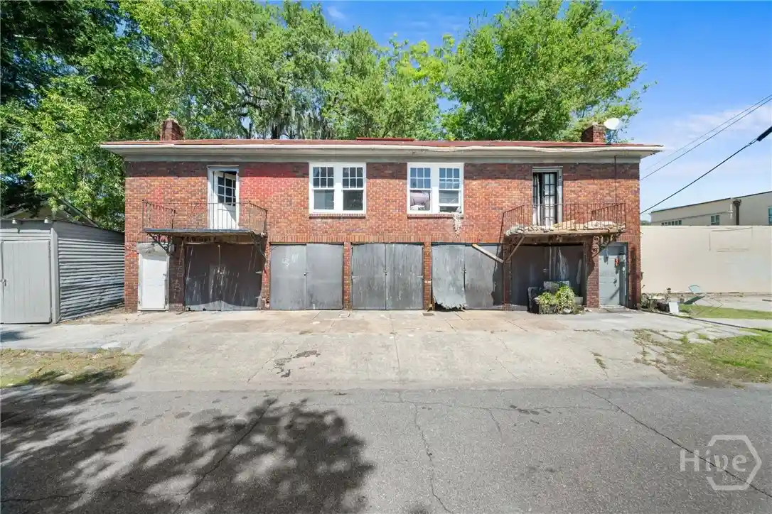 Photo 1 of Multi family home for sale at 108 W 33rd Street, Savannah, GA 31401 | MLS# SA365266 | Listing updated on 2026-09-25
