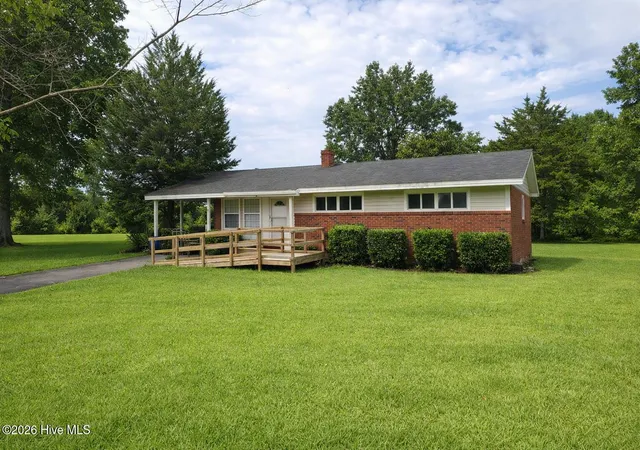 Photo 2 of Single family home for sale at 909a Greenfield Hts Blvd, Havelock, NC 28532 | MLS# 100590263 | Listing updated on 2026-09-17