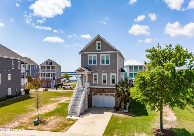 1st image of 526 Cannonsgate Dr, Newport, NC 28570 | MLS# 100563678