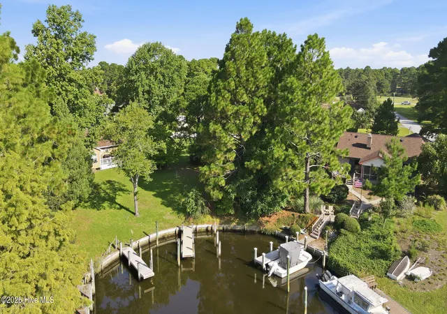 Photo 4 of Land for sale at 1304 Pelican Dr, New Bern, NC 28560 | MLS# 100600033 | Listing updated on 2026-08-31