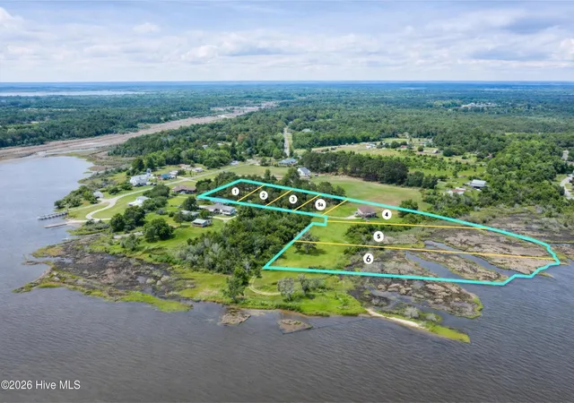 1st image of 301 Intracoastal Ct, Sneads Ferry, NC 28460 | MLS# 100563566