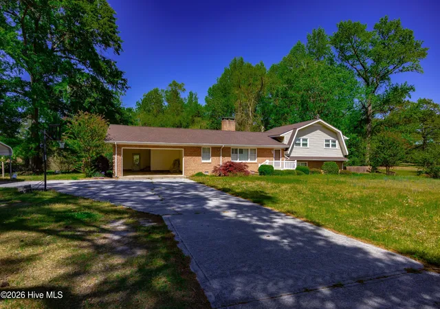 Homes for sale in Rose Hill, NC | 190 Halls Pond Rd, Rose Hill, NC 28458 | MLS# 100566214