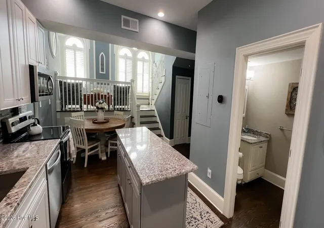 2nd image of 21 N Front St #Unit 3d1, Wilmington, NC 28401 | MLS# 100564075
