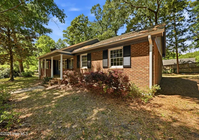 Homes for sale in Wilmington, NC | 6803 Myrtle Grove Rd, Wilmington, NC 28409 | MLS# 100568779