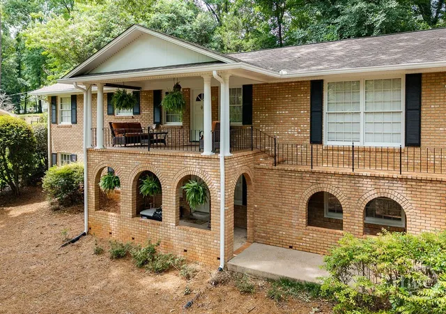 2nd image of 530 Westview Dr, Athens, GA 30606 | MLS# CL357601