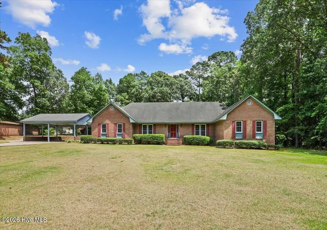 2nd image of 1013 Arrowhead Dr, Snow Hill, NC 28580 | MLS# 100586758