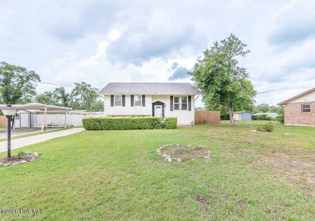 Homes for sale in Martinez, GA | 307 Crestview Dr, Martinez, GA 30907 | MLS# 100577468