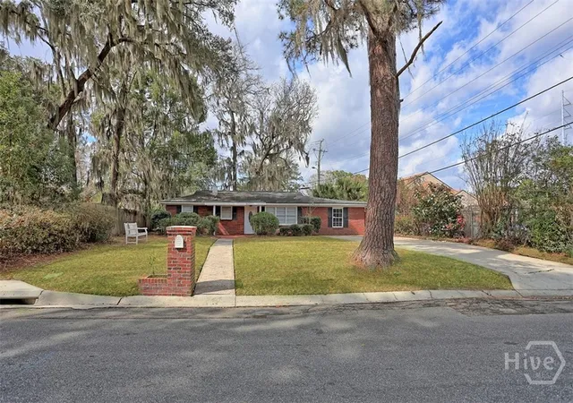 Homes for sale in Savannah, GA | 8417 Laberta Blvd, Savannah, GA 31406 | MLS# SA349914