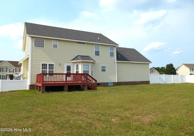 Photo 4 of Single family home for sale at 308 Barrel Dr, Winterville, NC 28590 | MLS# 100591319 | Listing updated on 2026-09-09