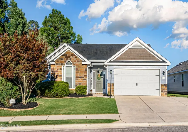 Homes for sale in Grovetown, GA | 3208 Alexandria Dr, Grovetown, GA 30813 | MLS# 100583962