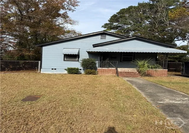 Homes for sale in Savannah, GA | 1110 W 51st St, Savannah, GA 31405 | MLS# SA345005