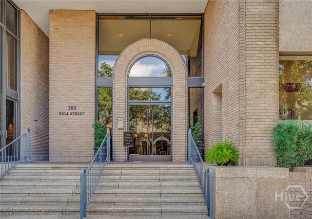Homes for sale in Savannah, GA | 300 Bull St #601, Savannah, GA 31401 | MLS# SA346178