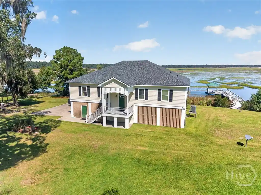 Photo 1 of Single family home for sale at 73 Ocean Rd, Midway, GA 31320 | MLS# SA365365 | Listing updated on 2026-10-29