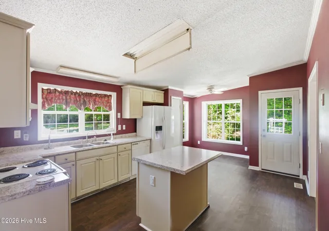Photo 4 of Single family home for sale at 252 Paul Dr, Trenton, NC 28585 | MLS# 100583930 | Listing updated on 2026-08-18