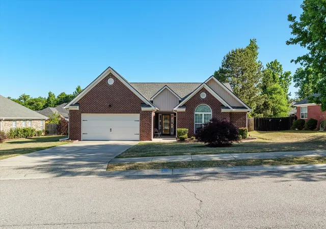 2053 Lake Forest Dr, Grovetown, GA 30813 | MLS# 554981 | Houzeo