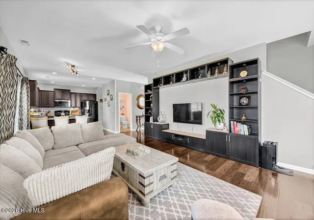 Photo 4 of Single family home for sale at 7728 Champlain Dr, Wilmington, NC 28412 | MLS# 100589068 | Listing updated on 2026-09-09