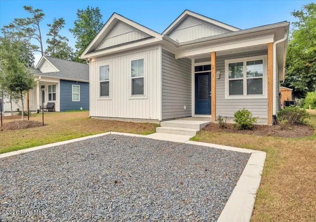 Homes for sale in Oak Island, NC | 211 Ne 78Th St, Oak Island, NC 28465 | MLS# 100582466