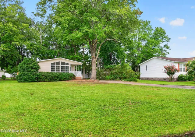 Photo 1 of Manufactured home for sale at 1094 Gull Ct Sw, Calabash, NC 28467 | MLS# 100599871 | Listing updated on 2026-08-31