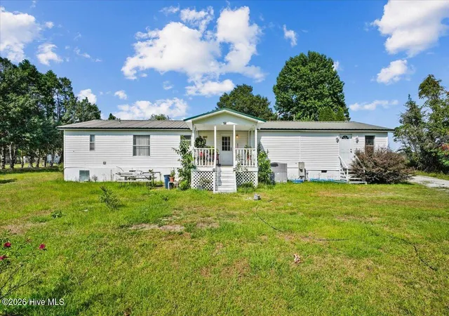 Photo 2 of Manufactured home for sale at 188 Little Bear Run, Snow Hill, NC 28580 | MLS# 100589188 | Listing updated on 2026-08-18