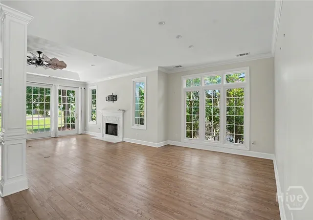 Photo 3 of Single family home for sale at 5 Willow Oak Cir, Savannah, GA 31411 | MLS# SA361011 | Listing updated on 2026-07-22