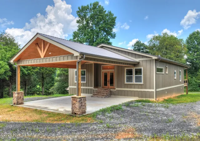 Photo 58 of Single family home for sale at 2125 Shady Grv Rd, Murphy, NC 28906 | MLS# 100591710 | Listing updated on 2026-08-18