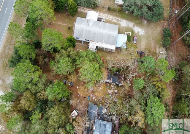 Photo 2 of Manufactured home for sale at 1947 Fort Argyle Rd, Bloomingdale, GA 31302 | MLS# SA327431 | Listing updated on 2026-10-09