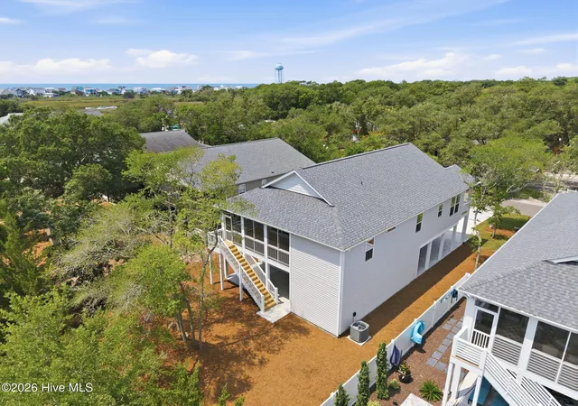 Photo 51 of Single family home for sale at 104 Se 6th Street, Oak Island, NC 28465 | MLS# 100581315 | Listing updated on 2026-08-18