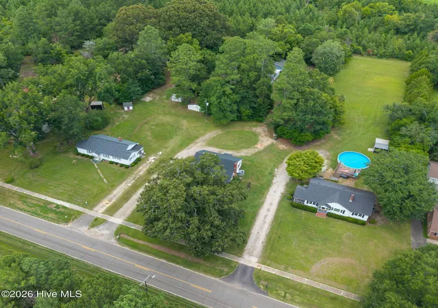 Photo 2 of Single family home for sale at 420 E Wise St, Trenton, SC 29847 | MLS# 100590925 | Listing updated on 2026-08-18