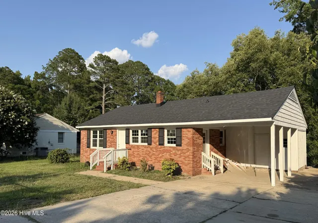 Photo 2 of Single family home for sale at 718 Franklin St, Goldsboro, NC 27530 | MLS# 100582502 | Listing updated on 2026-08-18