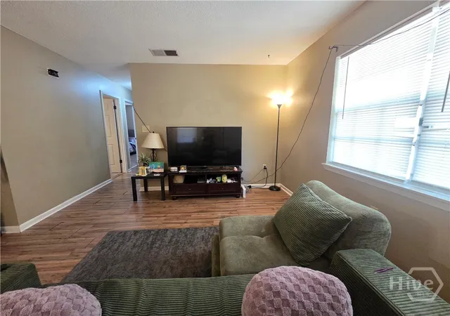 Homes for sale in Hinesville, GA | 219 Surrey Rd, Hinesville, GA 31313 | MLS# SA353441