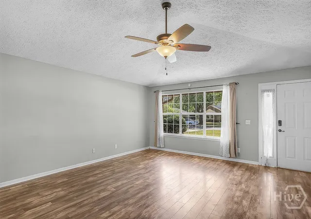 Homes for sale in Richmond Hill, GA | 831 Osprey Dr, Richmond Hill, GA 31324 | MLS# SA358616