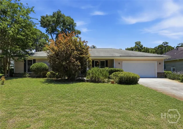Photo 1 of Single family home for sale at 114 Sea Palm Rd, Savannah, GA 31410 | MLS# SA358645 | Listing updated on 2026-09-13