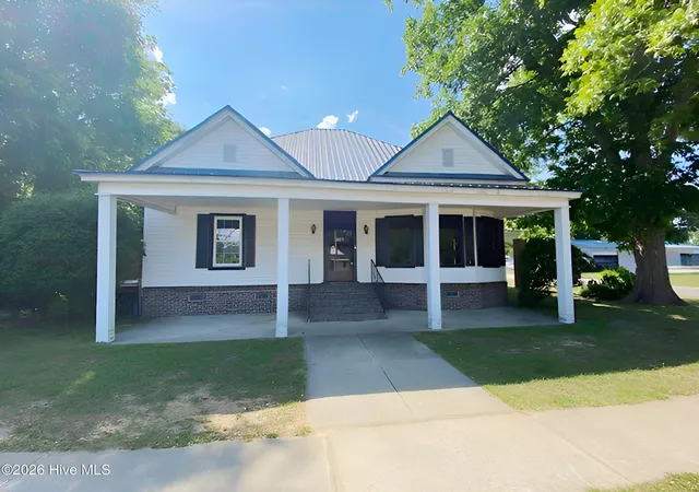 Photo 1 of Single family home for sale at 301 S Wilson St, Fremont, NC 27830 | MLS# 100577151 | Listing updated on 2026-09-16