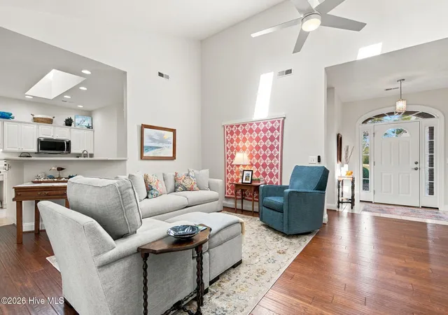 Photo 4 of Single family home for sale at 7802 Sanderling Pl, Wilmington, NC 28411 | MLS# 100613023 | Listing updated on 2026-10-30