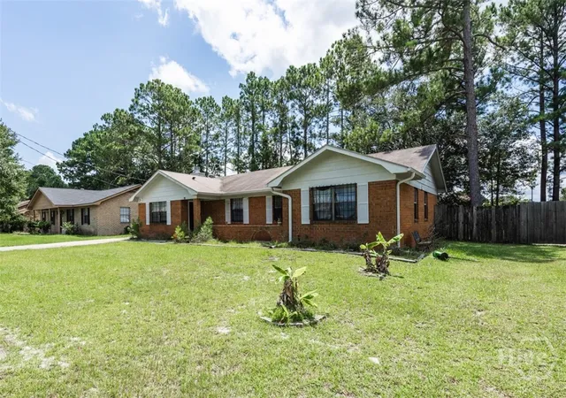 Photo 2 of Single family home for sale at 280 Whitetail Cir, Hinesville, GA 31313 | MLS# SA351874 | Listing updated on 2026-06-18