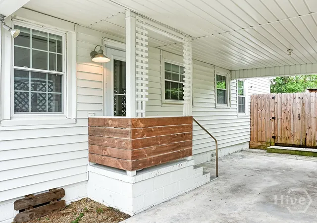 Photo 3 of Single family home for sale at 1216 E 40th Street, Savannah, GA 31404 | MLS# SA354213 | Listing updated on 2026-08-30