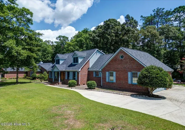 Homes for sale in New Bern, NC | 802 Thyme Ct, New Bern, NC 28562 | MLS# 100586245