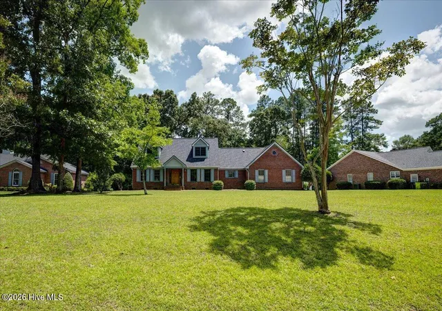 Homes for sale in New Bern, NC | 802 Thyme Ct, New Bern, NC 28562 | MLS# 100586245