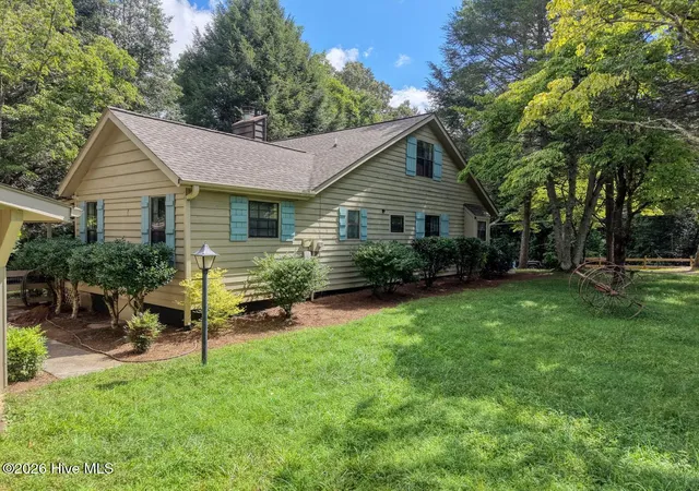 Photo 5 of Single family home for sale at 850 Ranger Rd, Murphy, NC 28906 | MLS# 100593935 | Listing updated on 2026-08-18