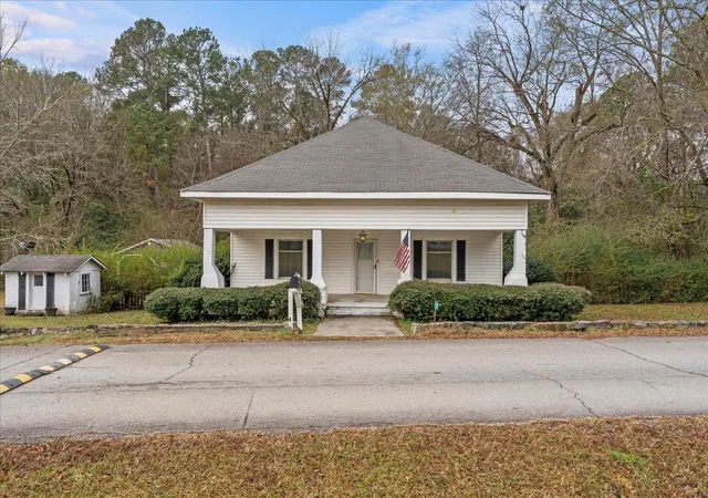 Homes for sale in Crawfordville, GA | 127 Sw Mlk Jr Dr, Crawfordville, GA 30631 | MLS# 98251524