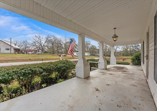Homes for sale in Crawfordville, GA | 127 Sw MLK Jr Dr, Crawfordville, GA 30631 | MLS# 98251524